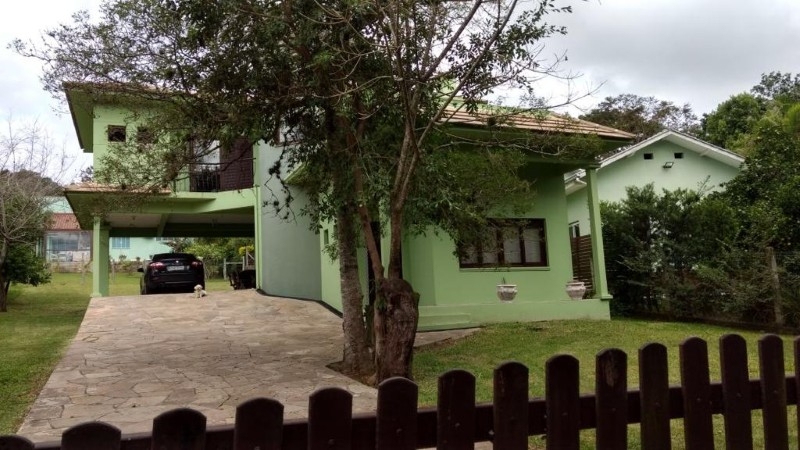 #CON002 - Casa em Condomínio Fechado para Venda em Viamão - RS