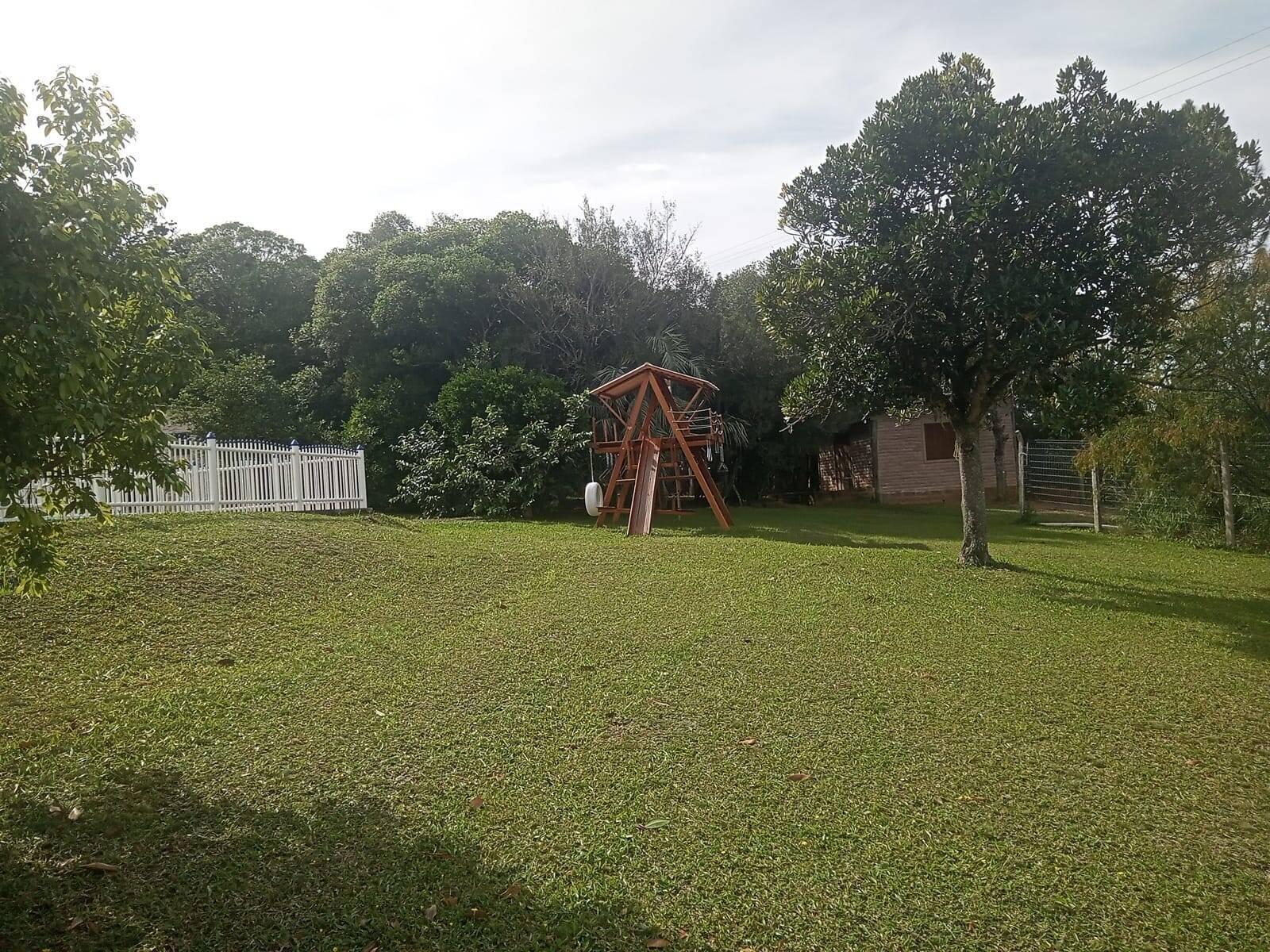 Casa à venda com 3 quartos, 110m² - Foto 4