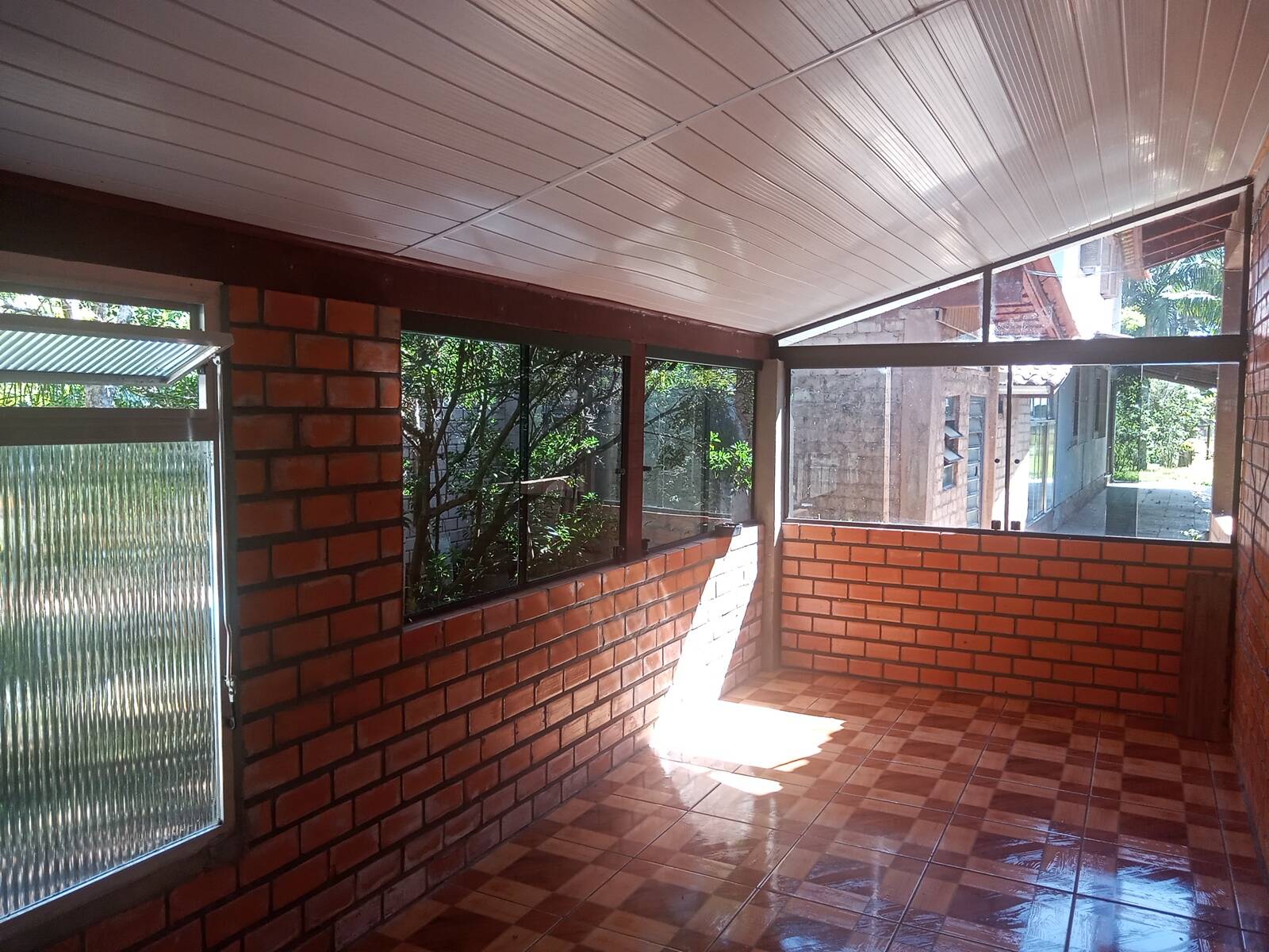 Sítio à venda com 2 quartos, 200m² - Foto 15