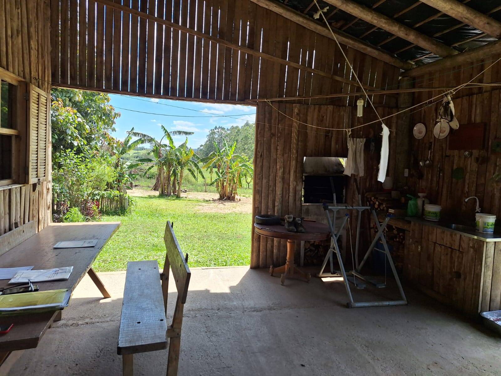 Sítio à venda com 2 quartos, 99m² - Foto 33