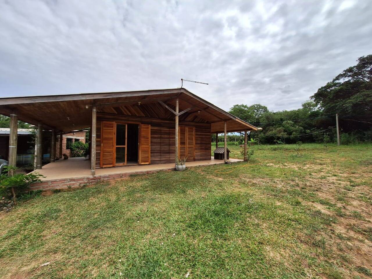 Sítio à venda com 2 quartos, 271m² - Foto 4