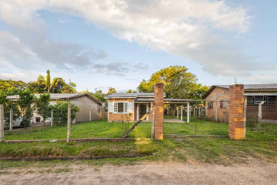 Casa, 2 quartos, 72 m² - Foto 1