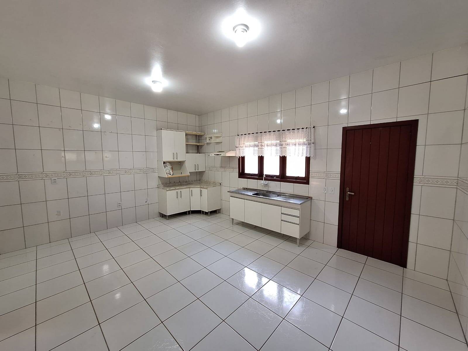 Casa, 4 quartos, 256 m² - Foto 4