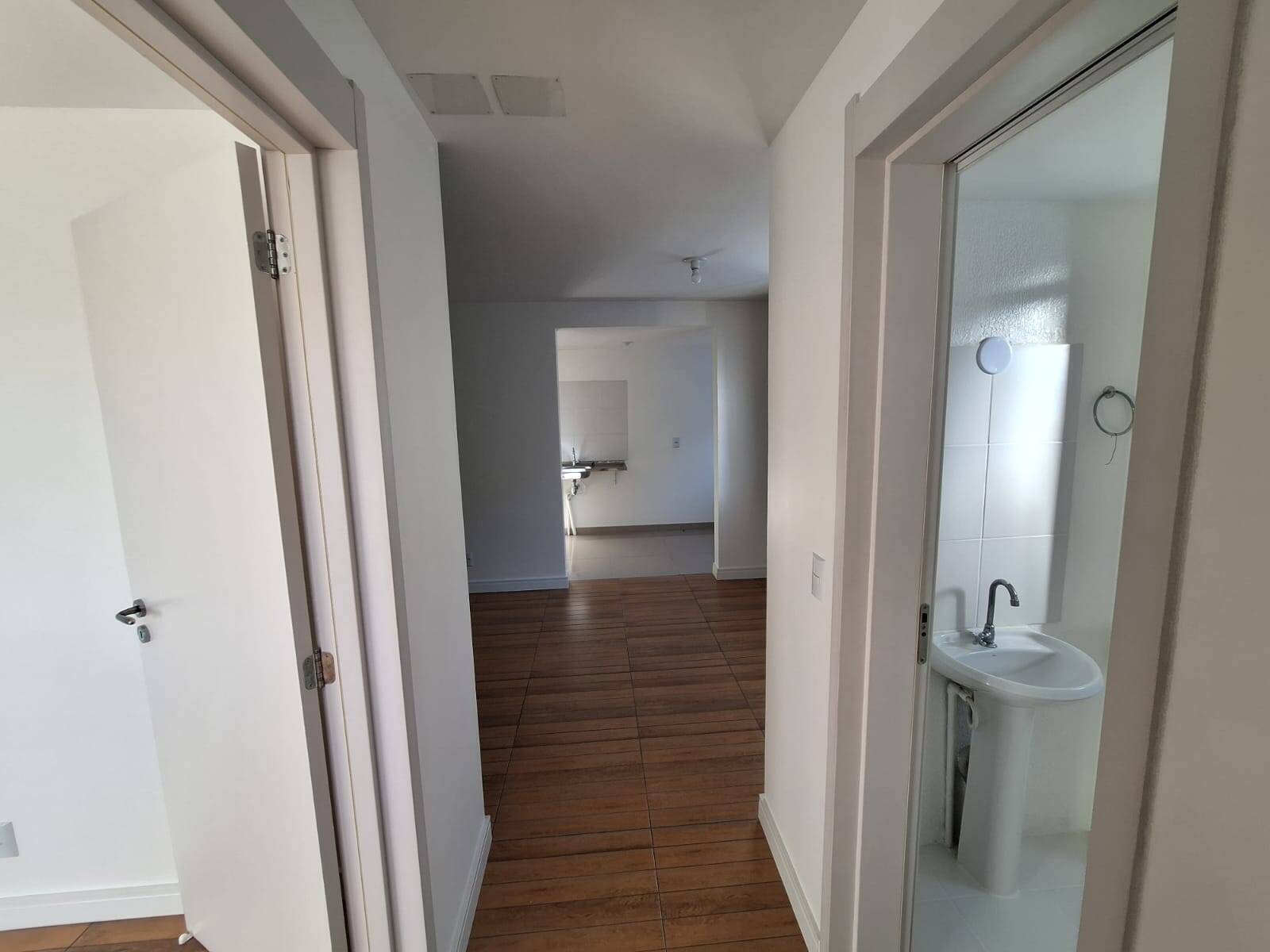 Apartamento à venda com 2 quartos, 49m² - Foto 4