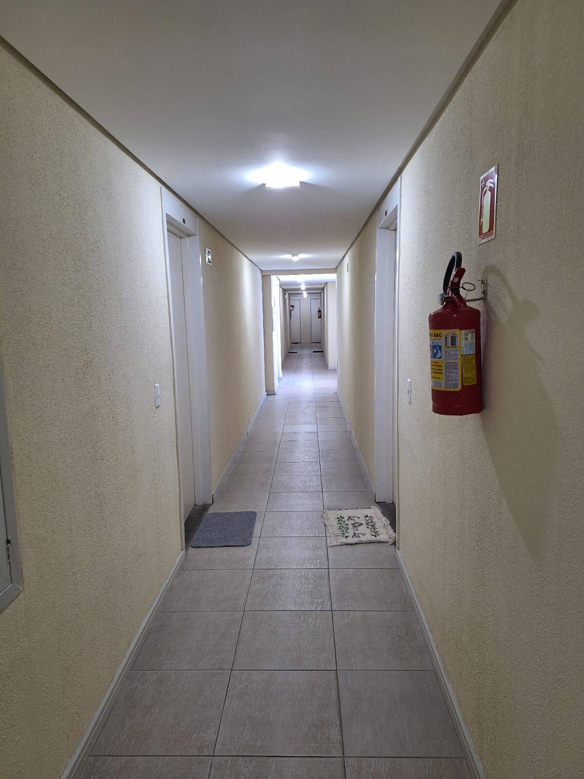 Apartamento à venda com 2 quartos, 49m² - Foto 19