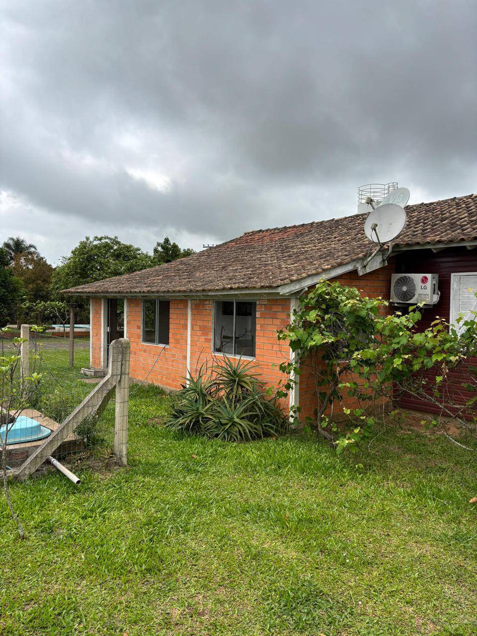 Sítio, 3 quartos, 1012 m² - Foto 23