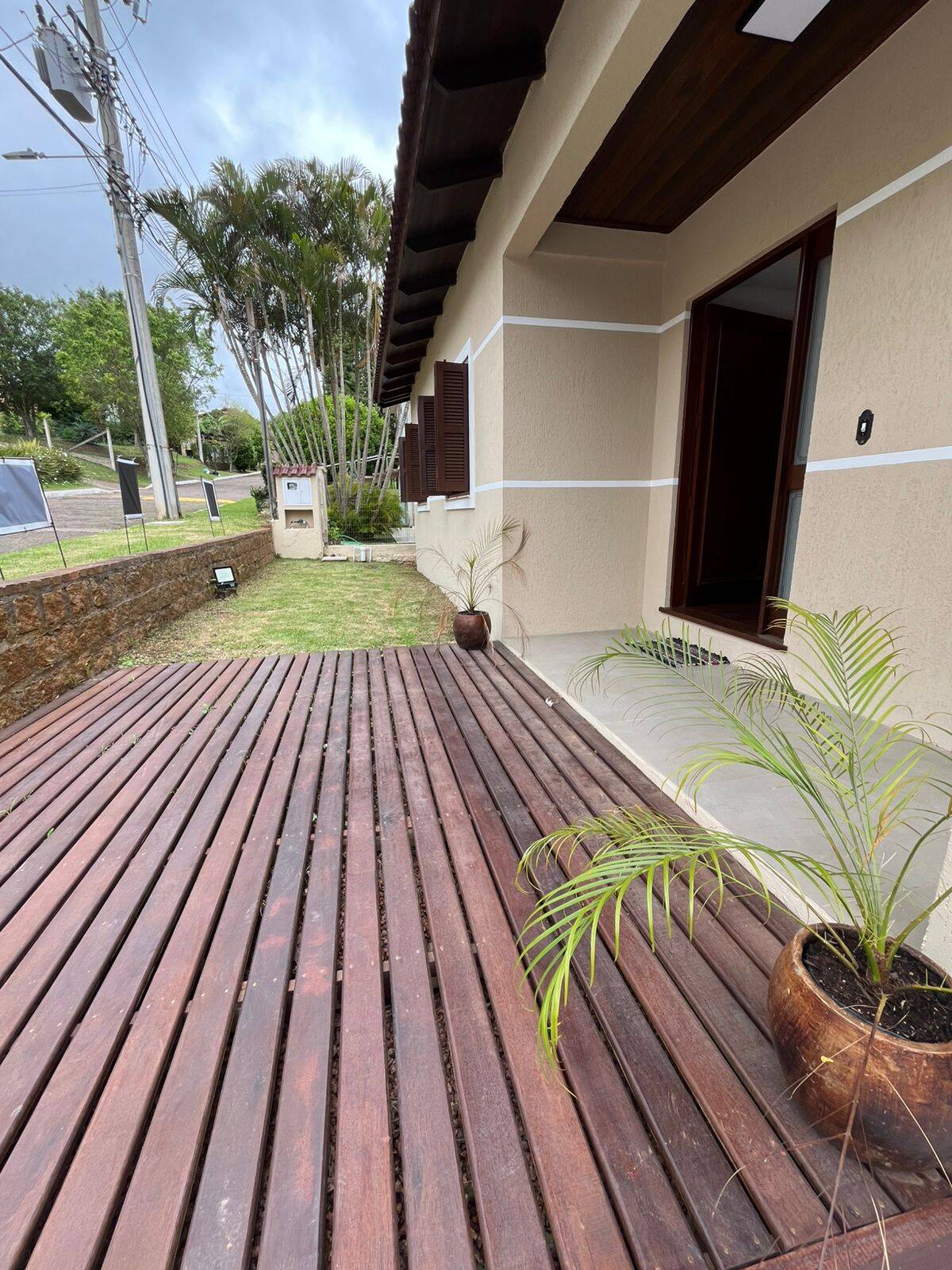 #CCA001 - Casa em Condomínio Fechado para Venda em Viamão - RS