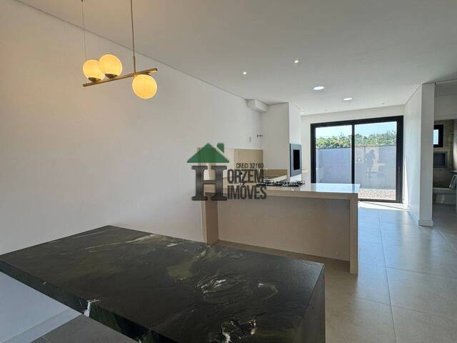 #GCMII06 - Casa em Condomínio Fechado para Venda em Viamão - RS