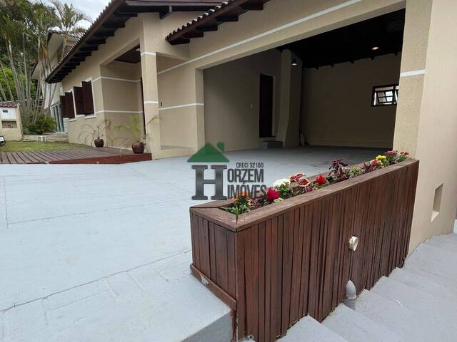 #CCA001 - Casa em Condomínio Fechado para Venda em Viamão - RS