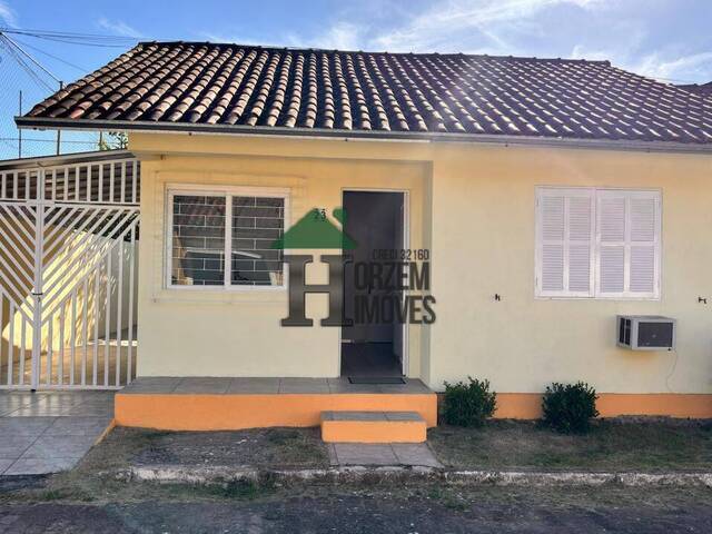 #719 - Casa em Condomínio Fechado para Venda em Gravataí - RS